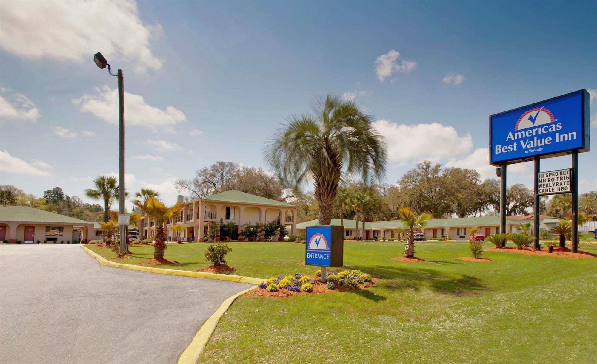 Americas Best Value Inn-Savannah Esterno foto